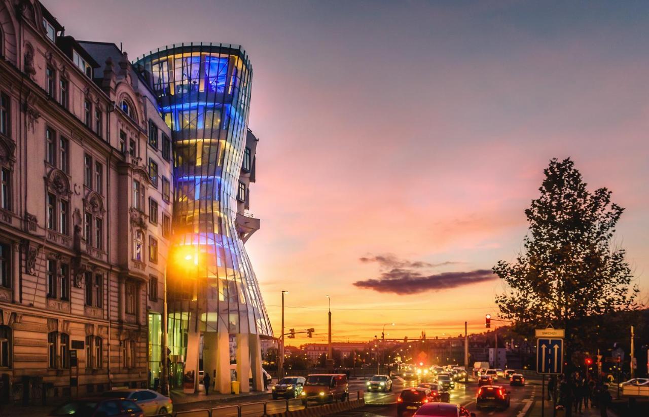 Dancing House - Tancici Dum Hotel Прага Экстерьер фото